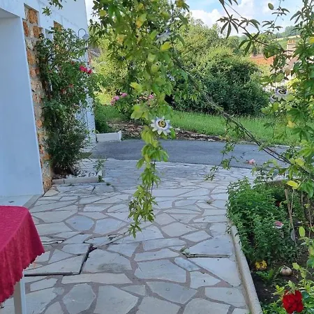 Un Au Coeur Des Champs,1h De Paris Apartment